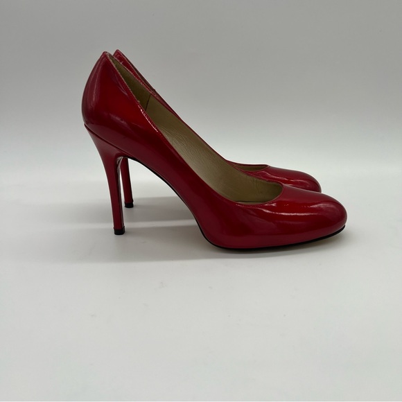 Stuart Weitzman Red Patent Leather Pumps Size 9.5 N - Picture 12 of 13